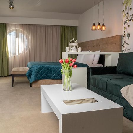 בלגרד Akacija Luxury Suites מראה חיצוני תמונה
