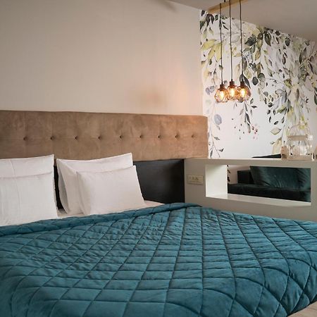 בלגרד Akacija Luxury Suites חדר תמונה
