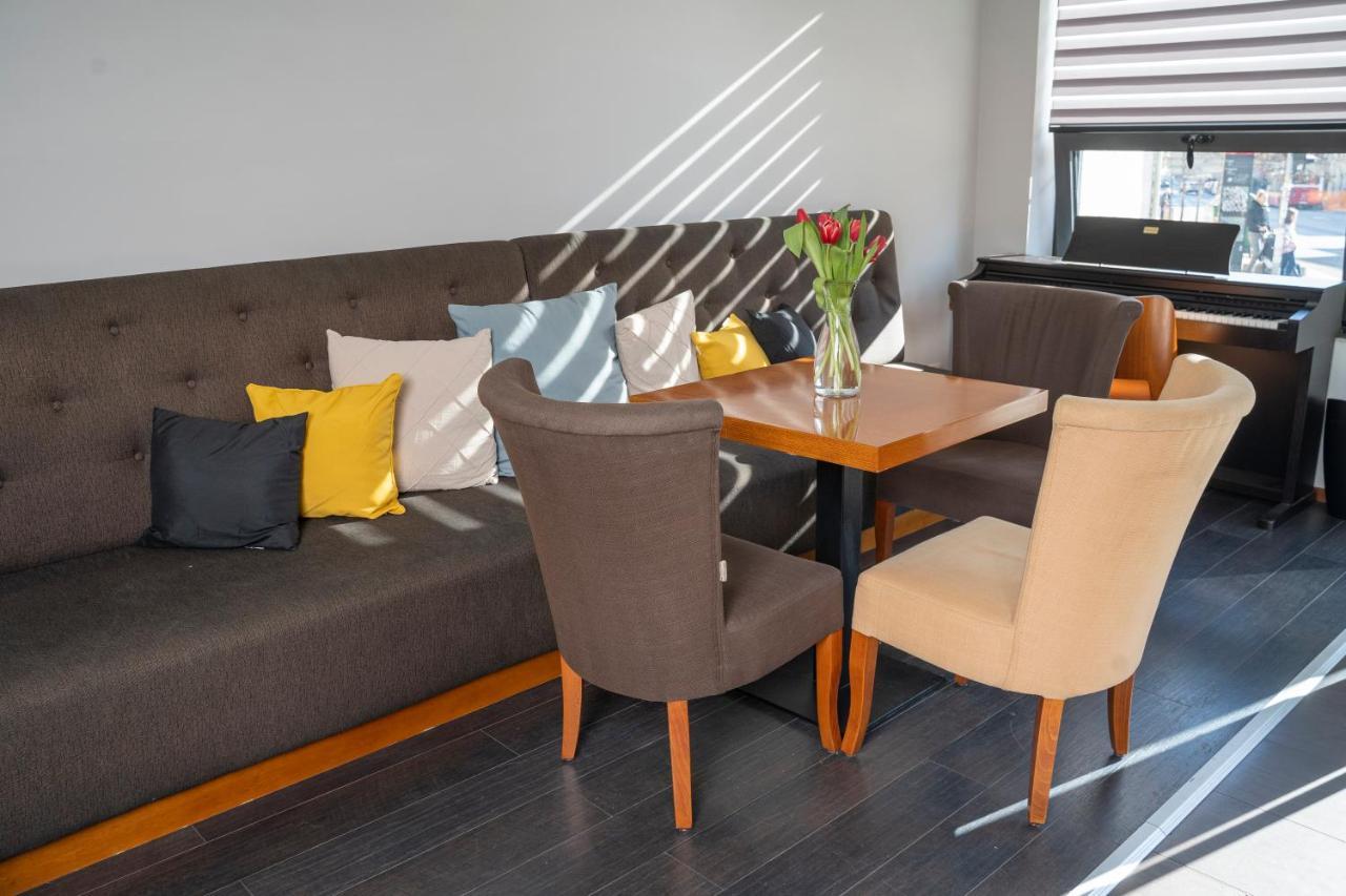 בלגרד Akacija Luxury Suites מראה חיצוני תמונה