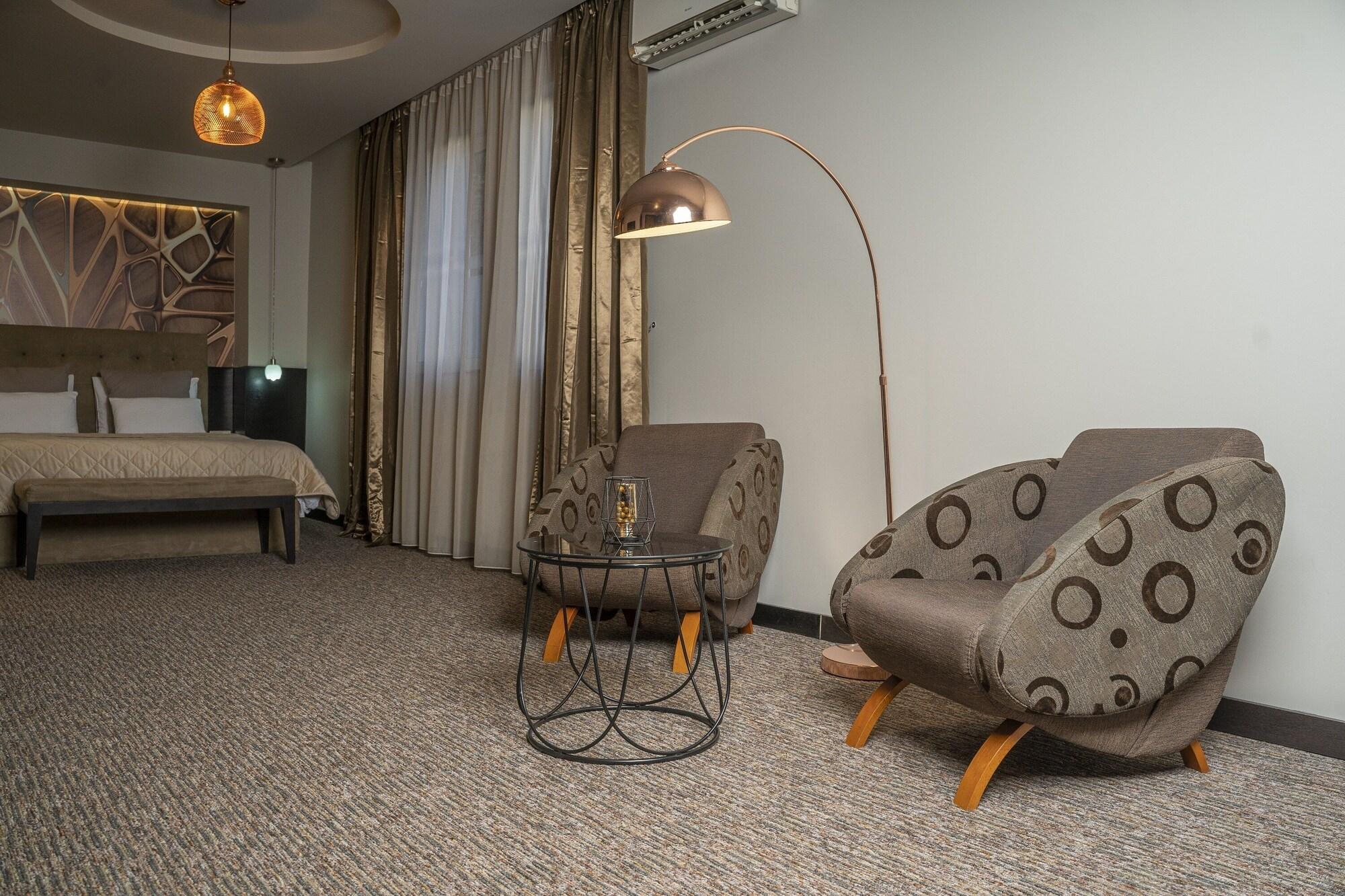 בלגרד Akacija Luxury Suites מראה חיצוני תמונה